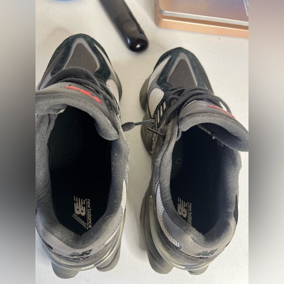 New Balance 9060 Black Castlerock Men’s Size 10.5 Running Walking - Picture 6 of 9